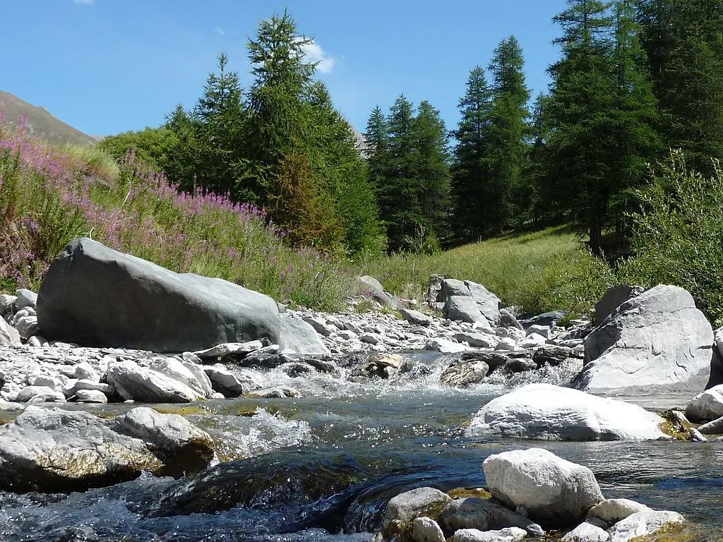 Vvf Queyras Hotel Ceillac Holiday park
